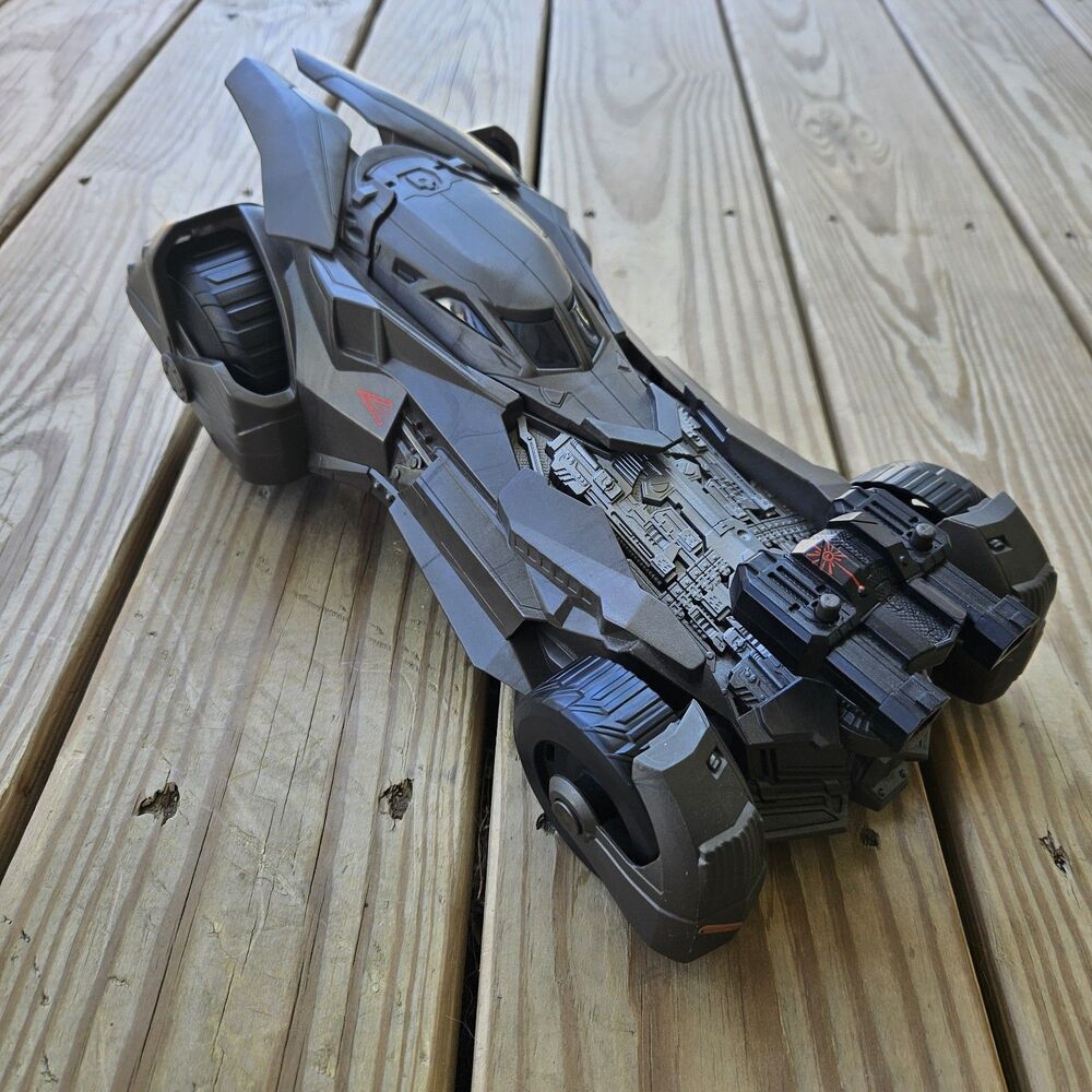 2015 Mattel Batman v Superman Dawn of Justice Epic Strike Batmobile Vehicle